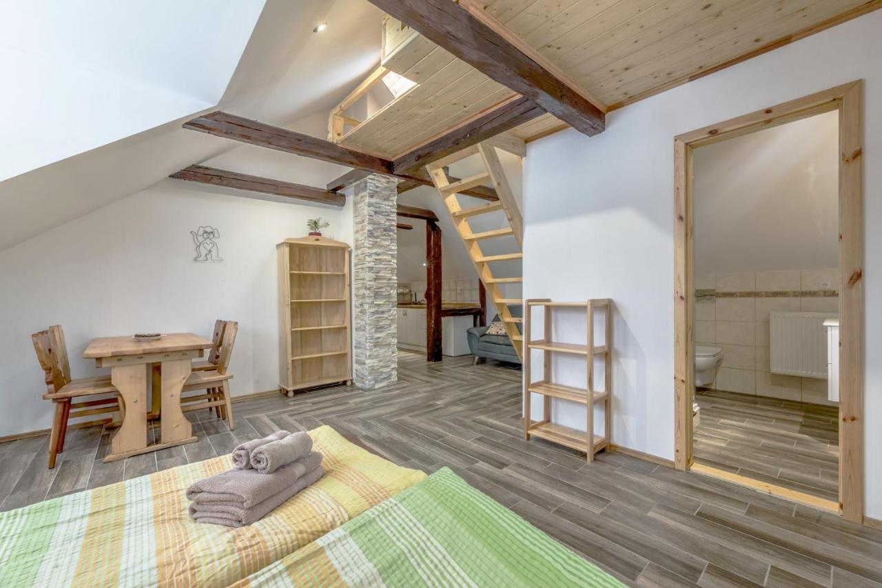 U Ozveny Hotel Dolni Adrspach Екстериор снимка